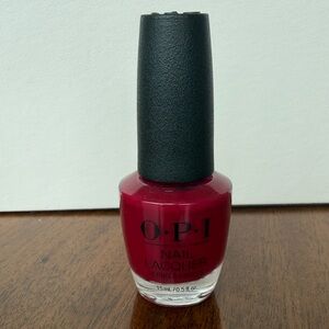 OPI Malaga Wine color Nail Lacquer